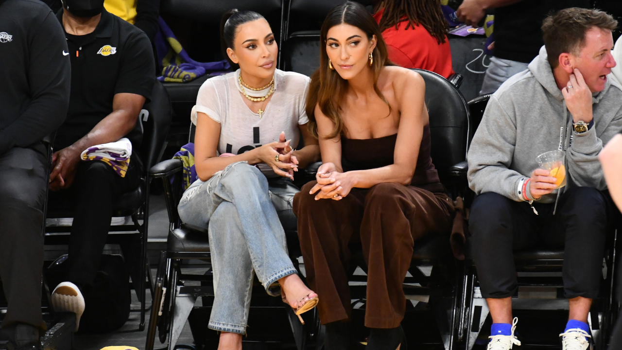 Photos: Celebrities courtside during Lakers playoff games - Los Angeles  Times