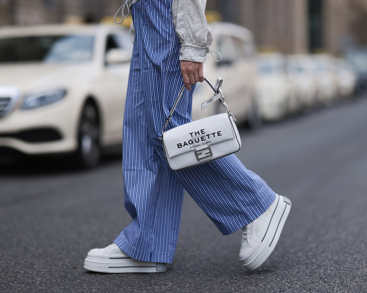 These '90s Style Baguette Bags Are Making A Comeback