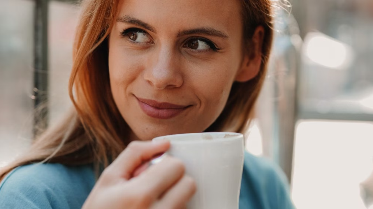 woman-drinking-coffee-cup