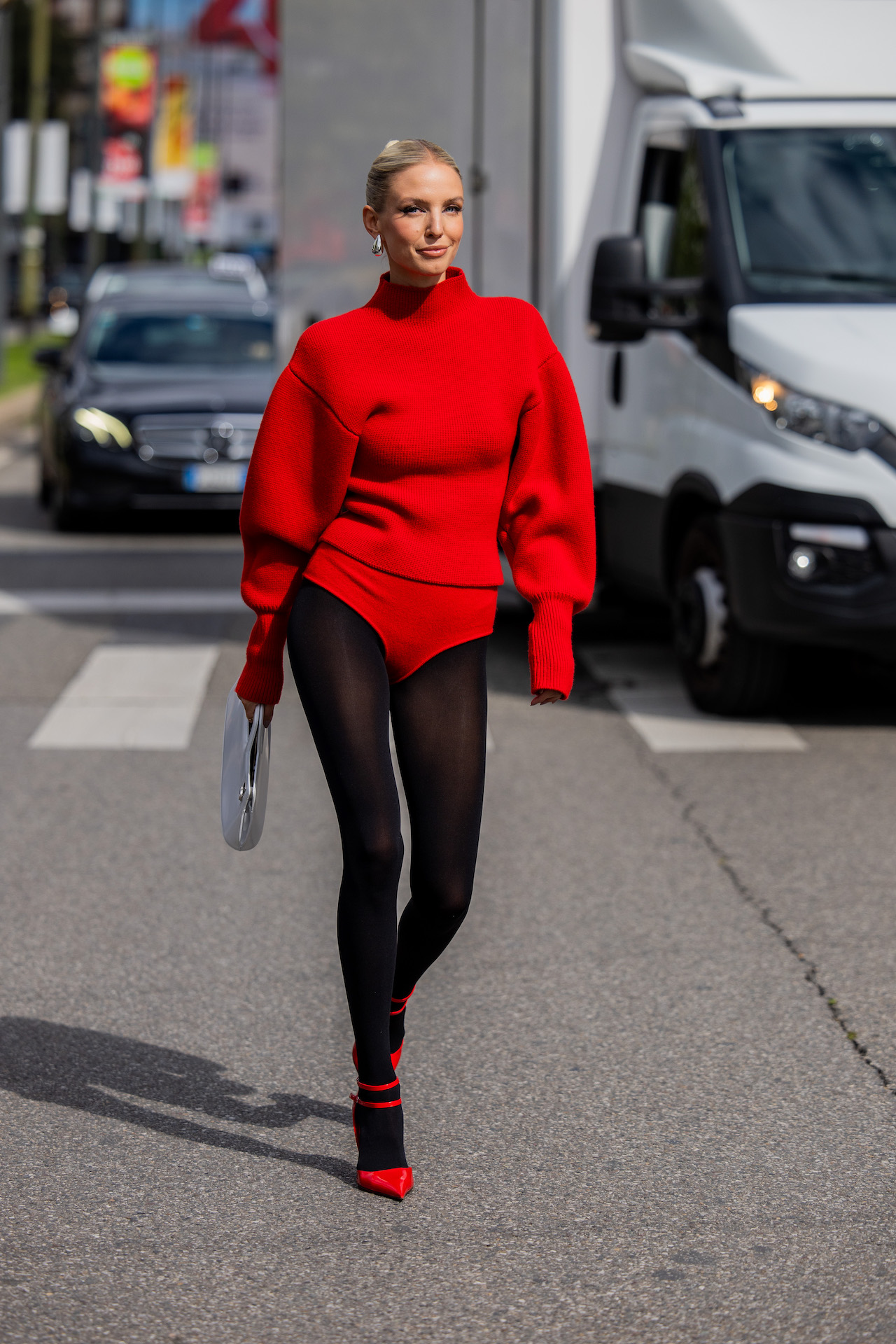 Let's talk fashion trends for fall 2023: BOLD REDS - so sexy