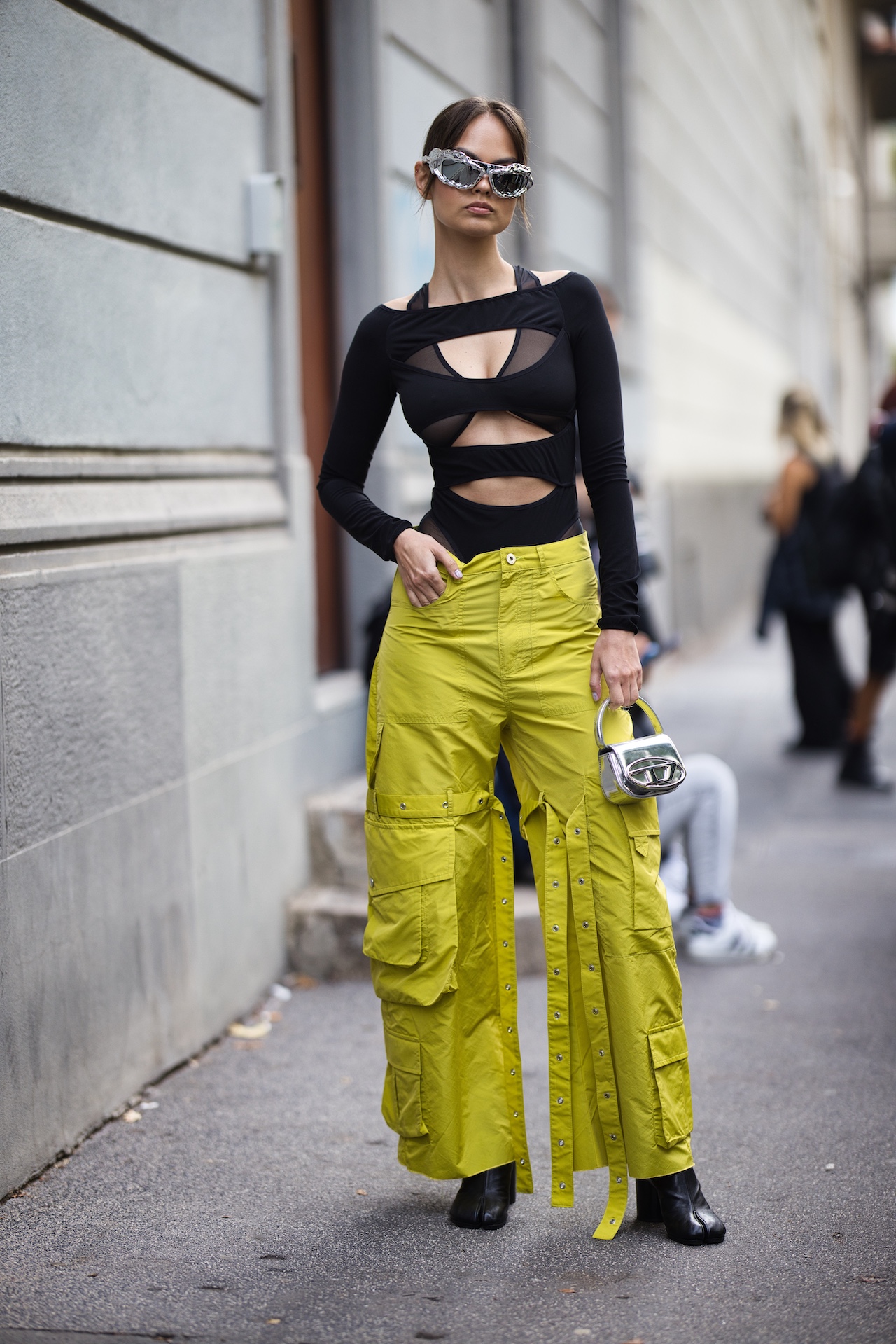 Milan, Italy - September, 21, 2022: Street Style Outfit Detail, Woman Wears  Brown LV Monogram Print Pattern Neverfull Editorial Stock Photo - Image of  2022, block: 259981483