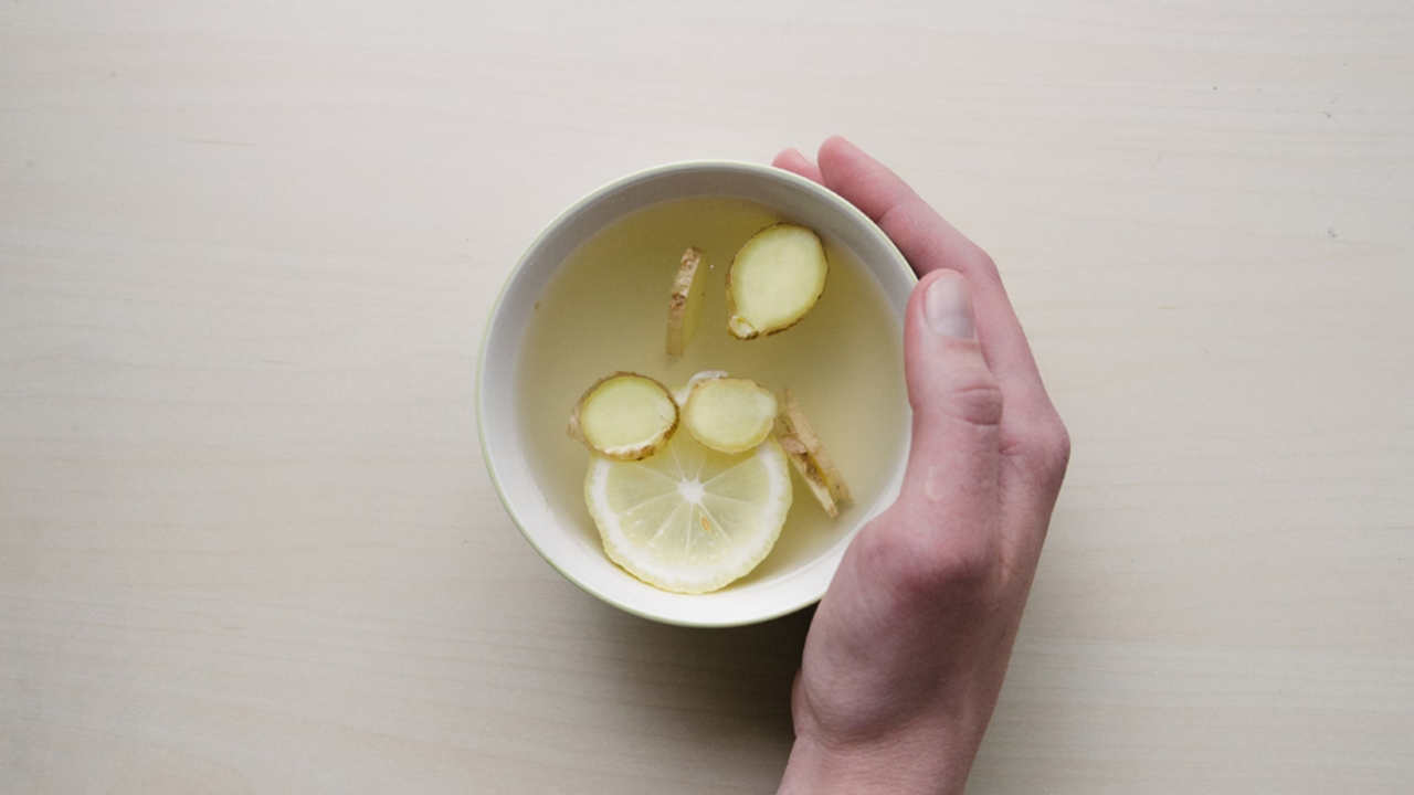 tea-detox-lemon-ginger-drink-health