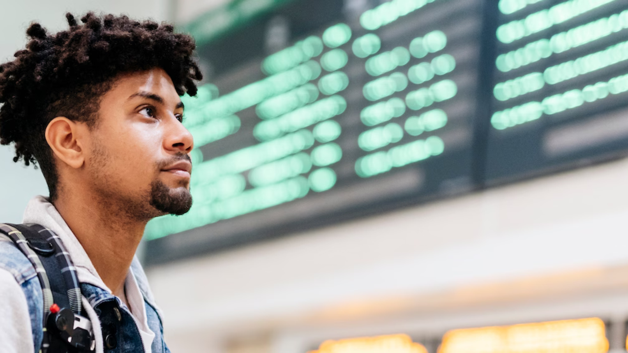 travel-man-comfort-zone-trip-airport