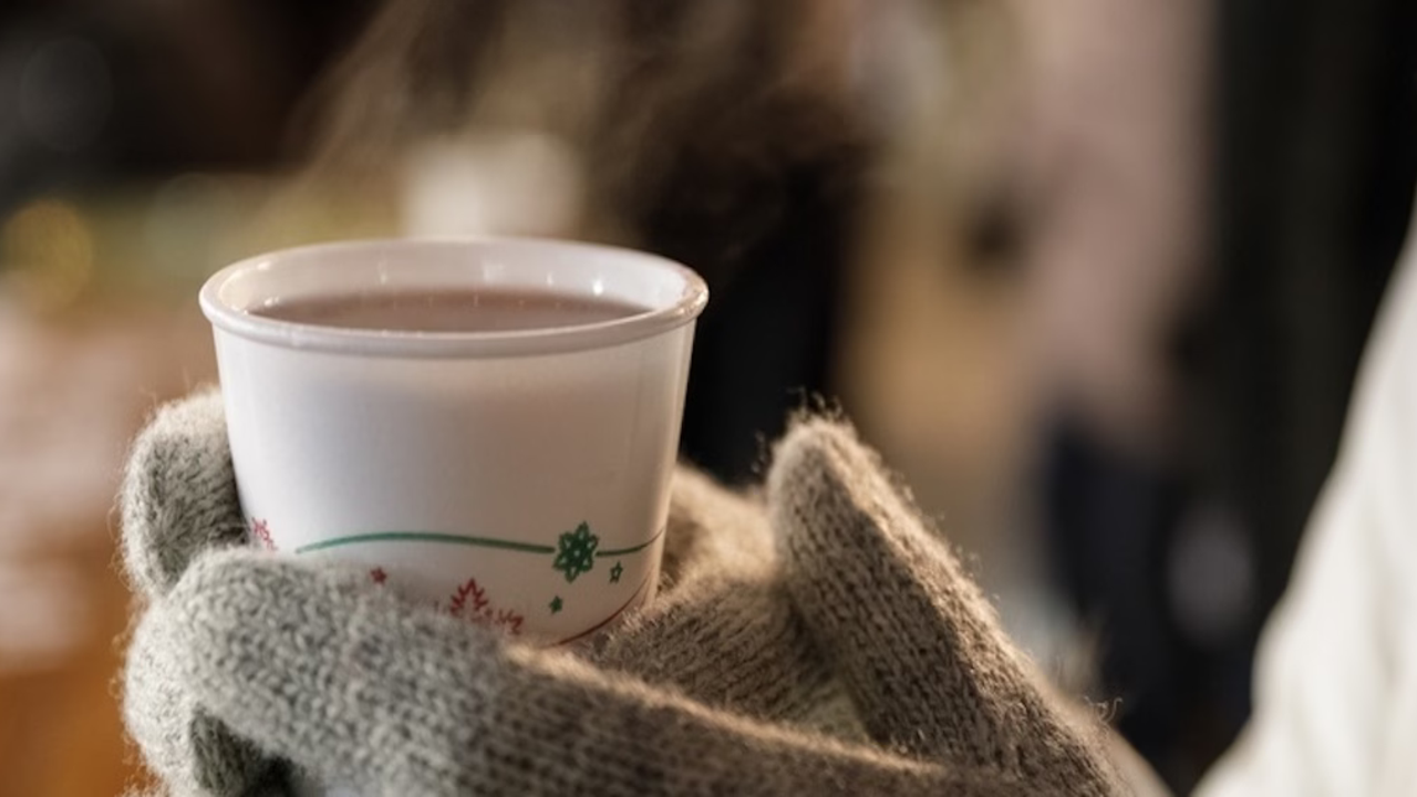 christmas-market-europe-hot-chocolate-drink
