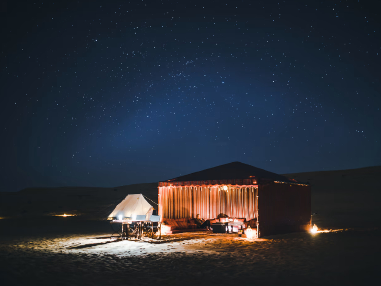 glamping-oman-holiday-vacation-travel-tent-night-new-year