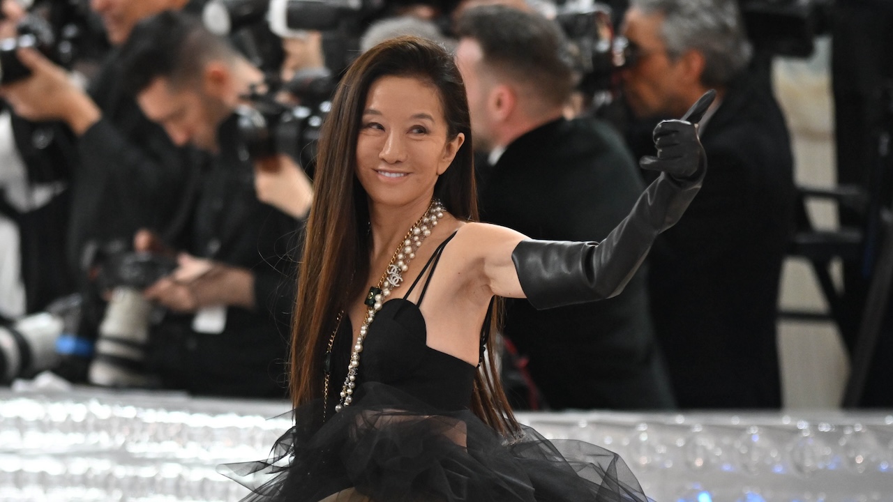 Vera Wang & Daughters Rule Holiday Fashion in Metallic Gowns