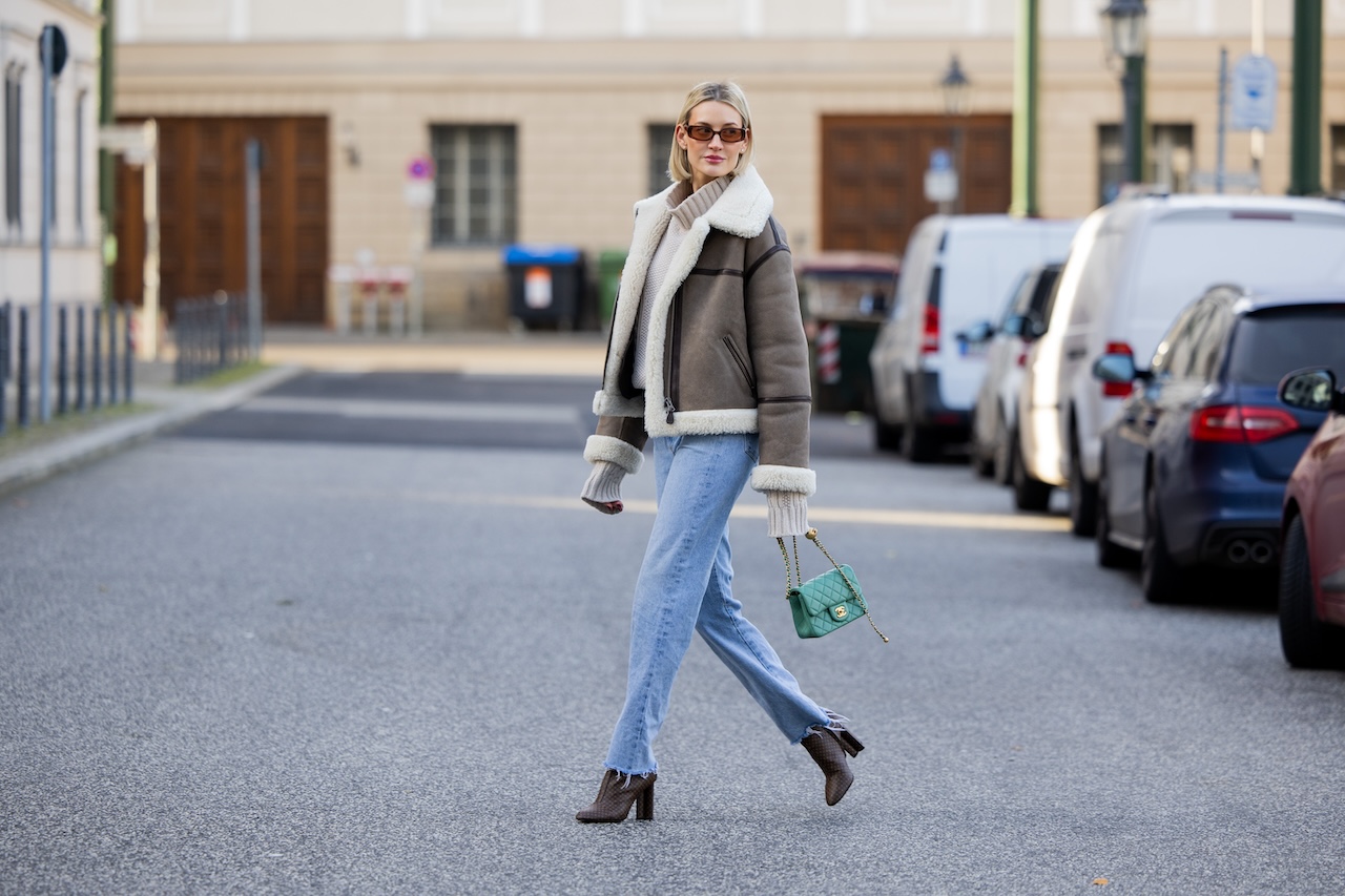 Jeans & Sweater Combos: 7 Tips for the Perfect Winter Style Guide
