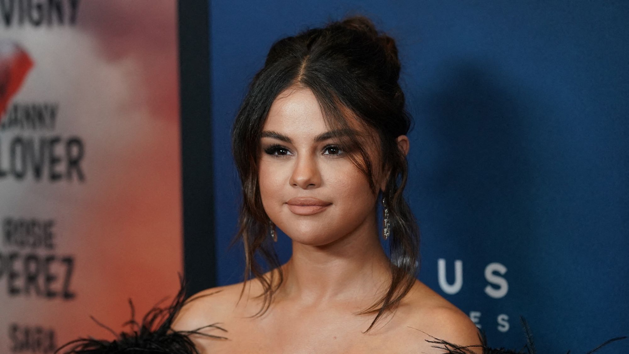 Selena Gomez reveals her lioness mane in a new photo.