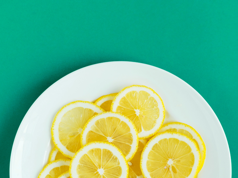 color-diet-unsplash-lemon-citrus-nutrition-health