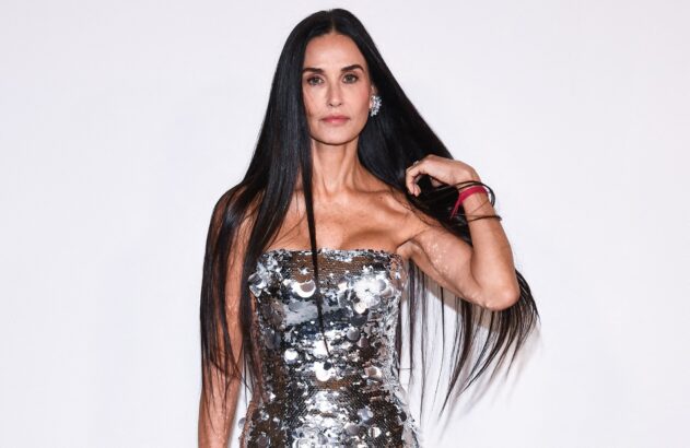 Demi Moore in November 2023, on the red carpet at the CFDA Fashion Awards.
