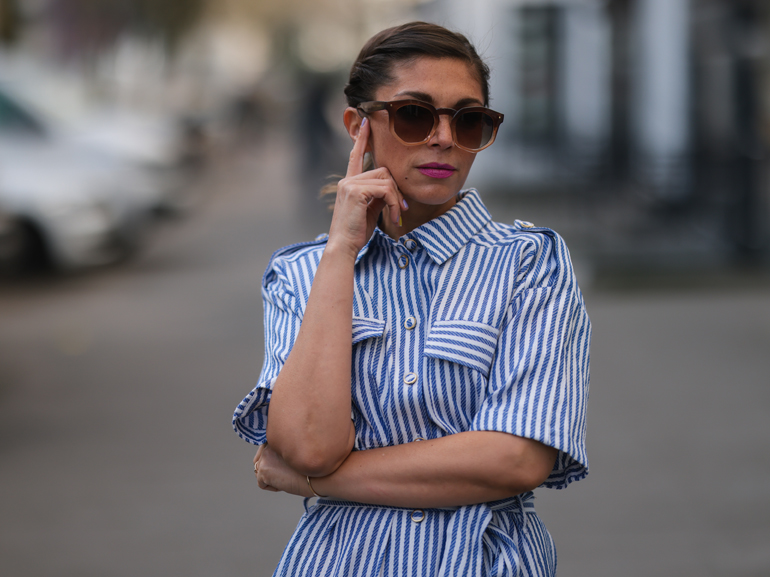 fashion-dress-striples-clothes-closet