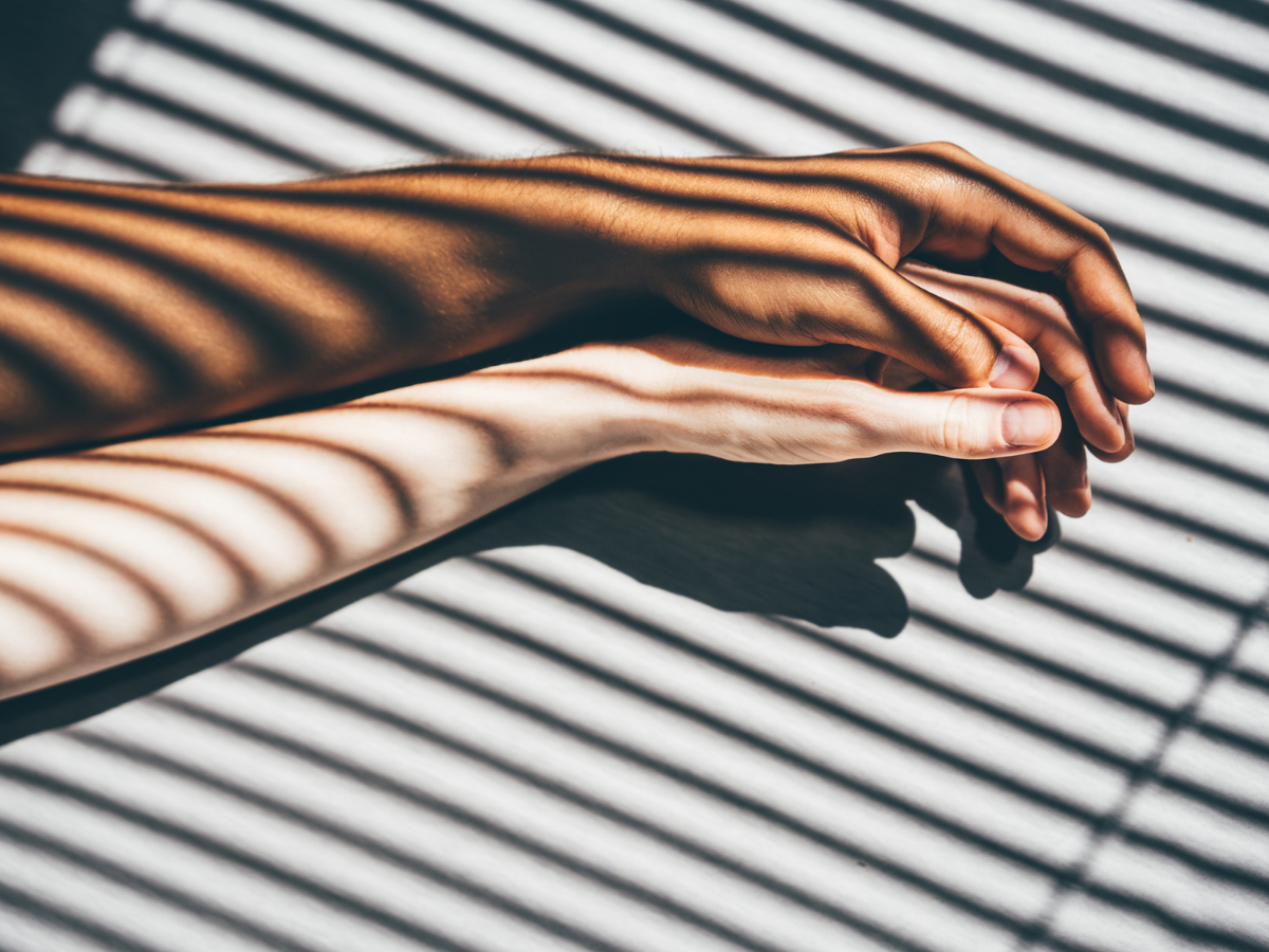 hand-in-hand-love-couple-relationship-fling