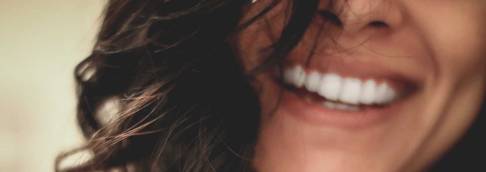 smile-woman-happy-happiness-clothes