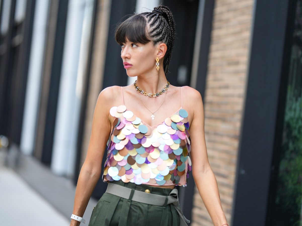 hairstyle-ladies-summer-with-bangs