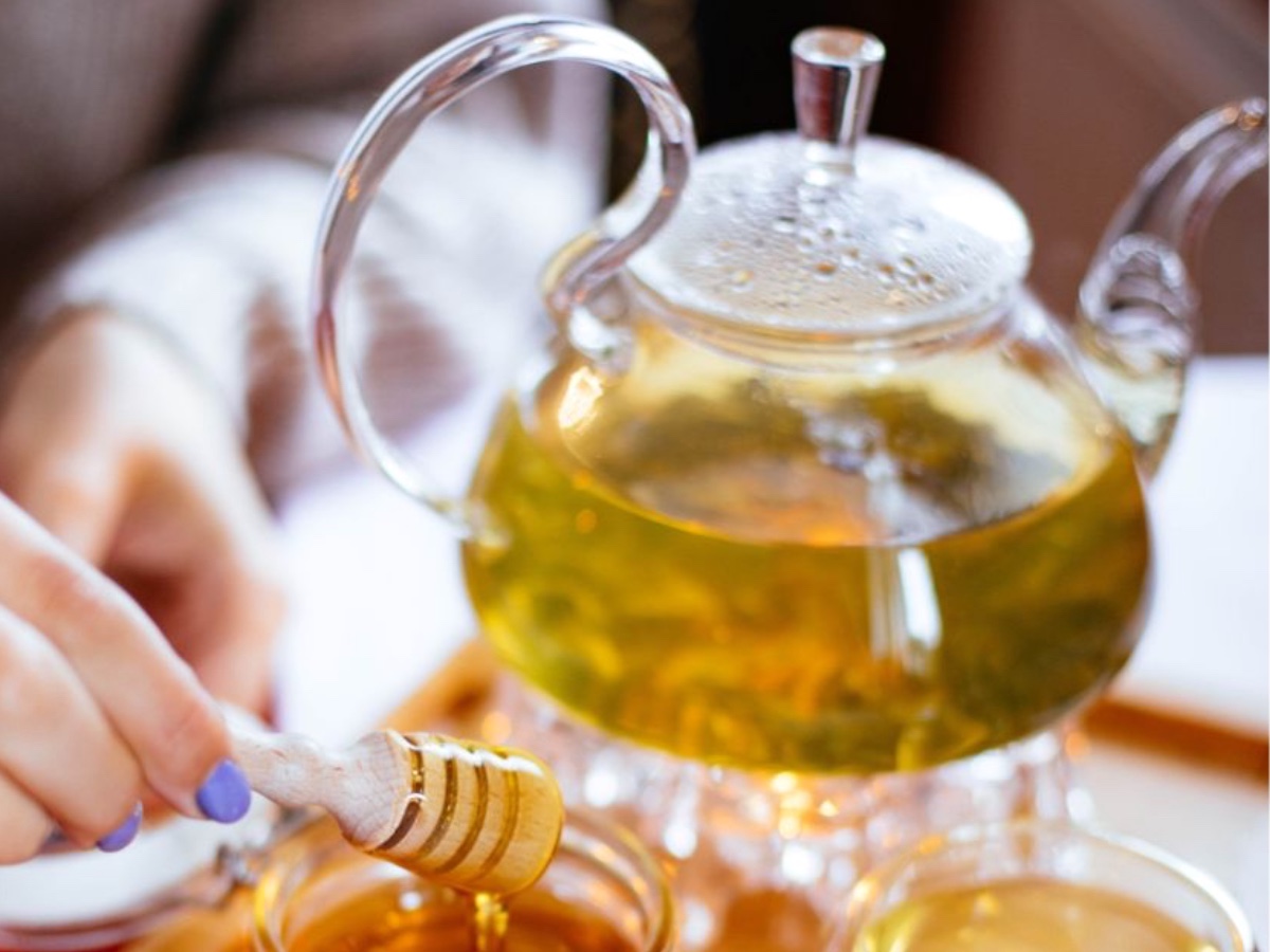 honey-tea-yellow