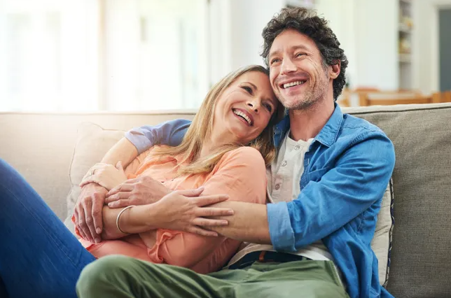 The Happiest Couples Swear by the 2-2-2 Rule: Here's How to Make It Work (It's Super Simple!)