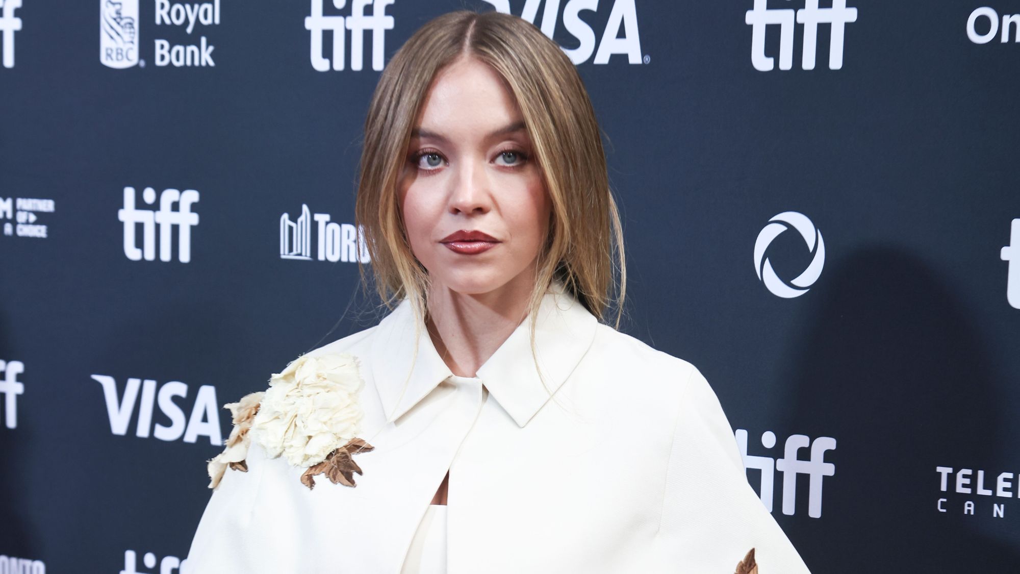 Sydney Sweeney left everyone speechless with her daring and sensual outfit.
