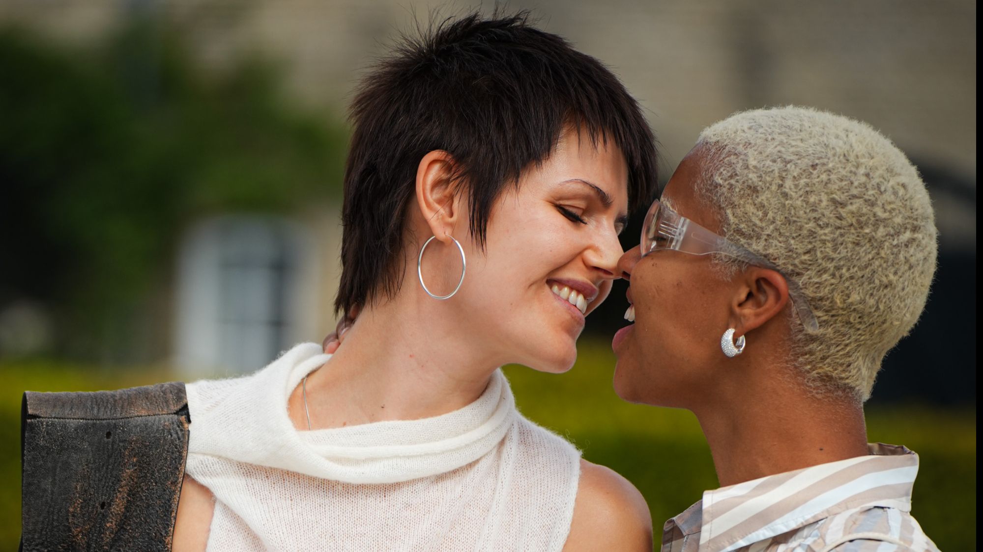 5 signs you're stuck in an immature relationship with no future.
