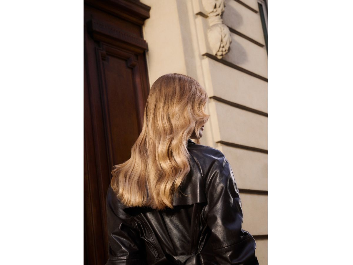 haircut-fall-season-woman-back-shot