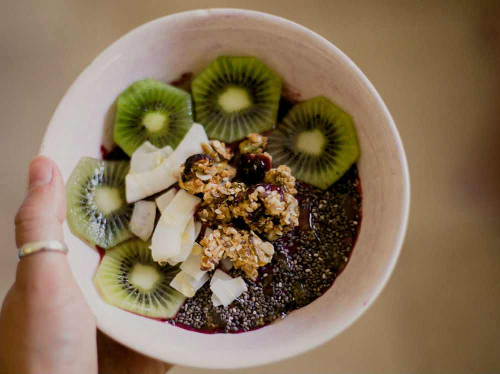 Kiwi-fruit-bowl