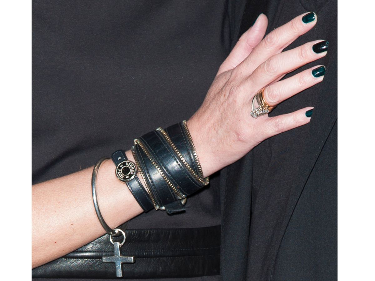monochromatic-nails-emerald