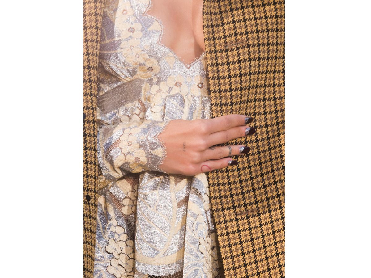 black-matte-nails-with-silver-combination