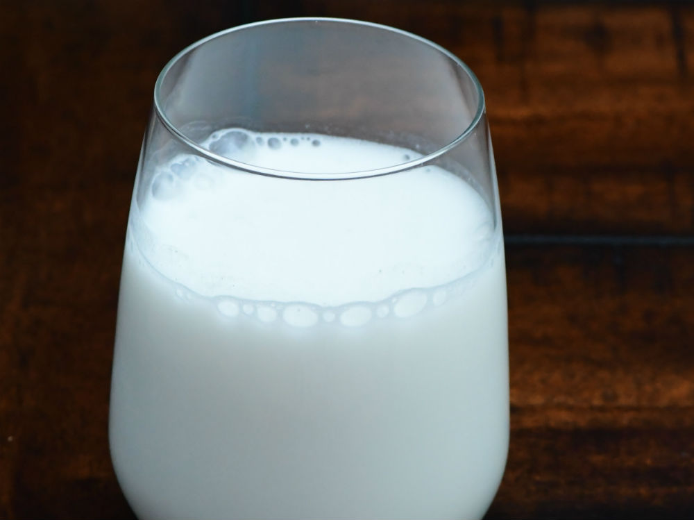 almond-milk-benefits