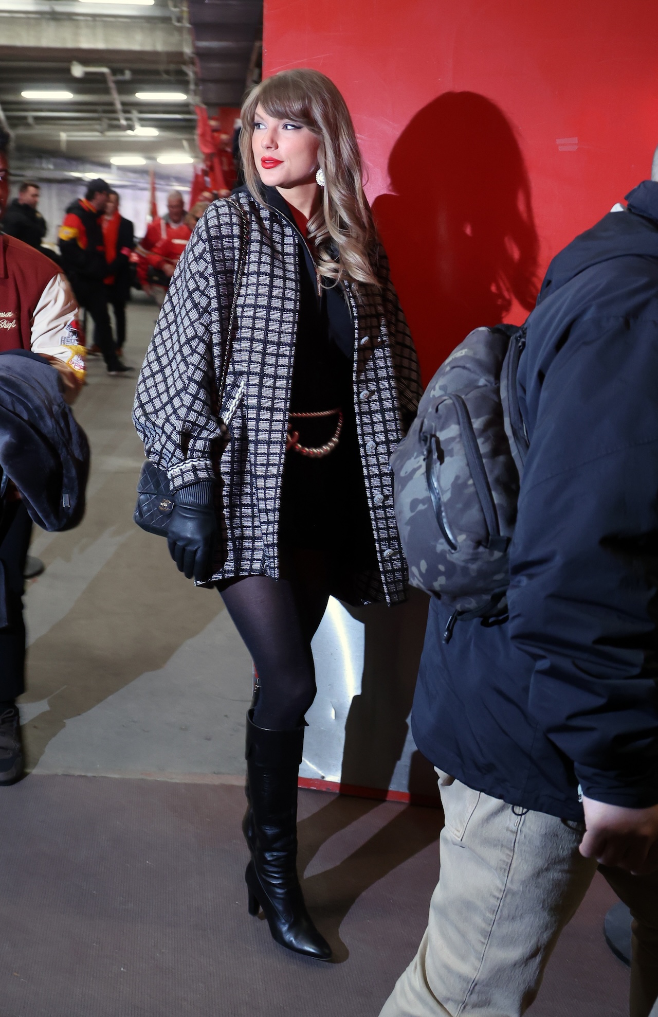 Taylor Swift Chanel outfit