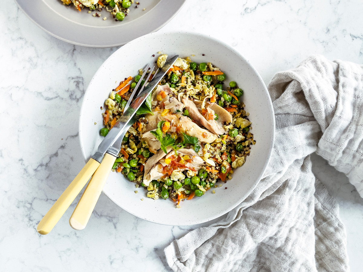 GettyImages-quinoa-chicken-bowl-salad-foods-healthy