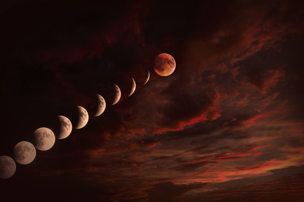 Lunar Eclipse in Virgo 2025