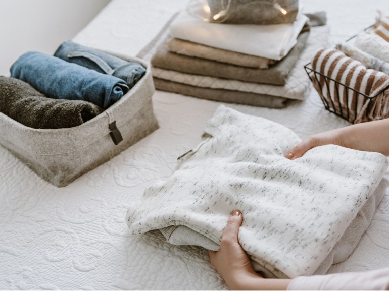 clothes-arrangement-home