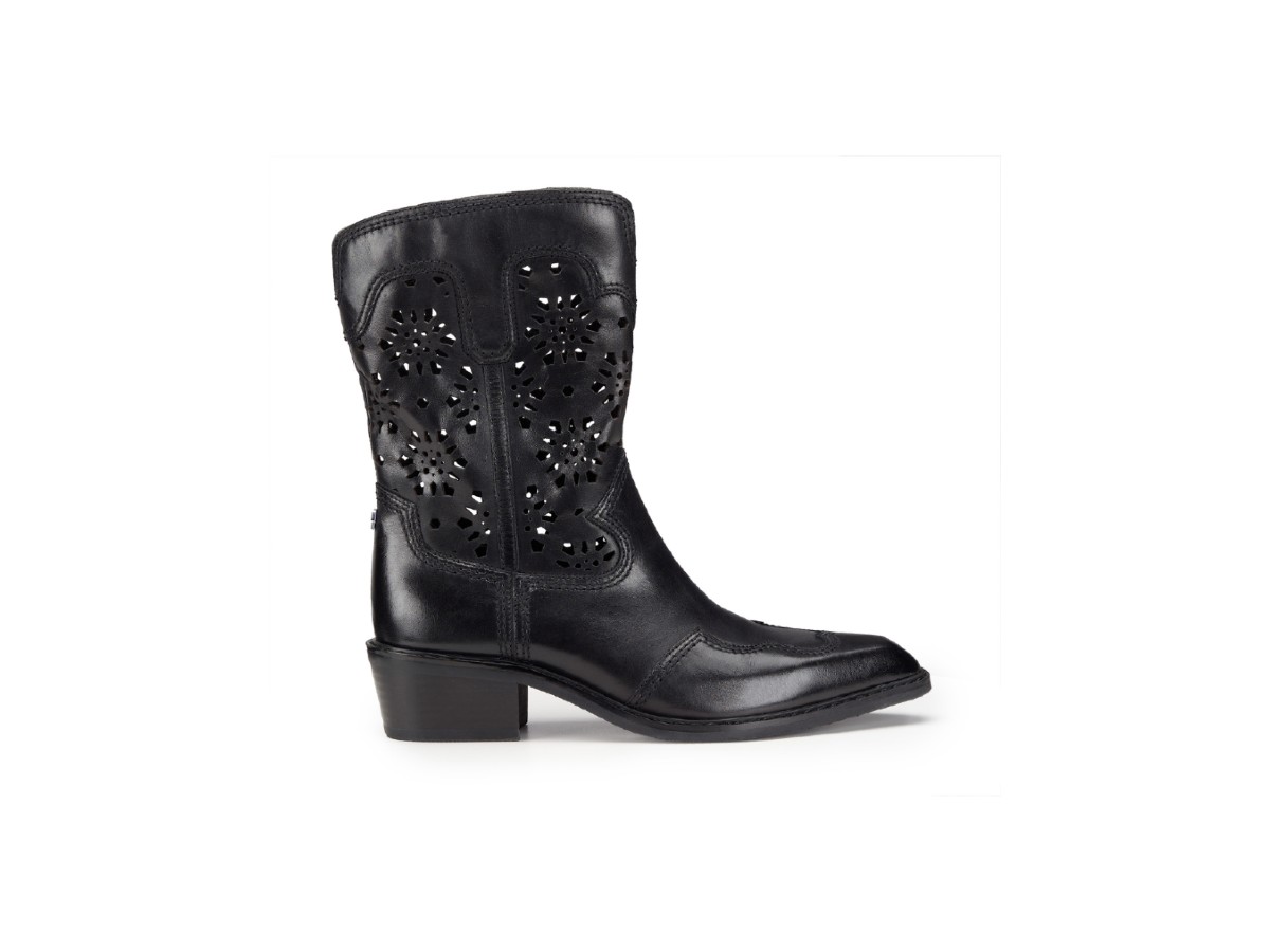 cult-official-black-comboy-shoe