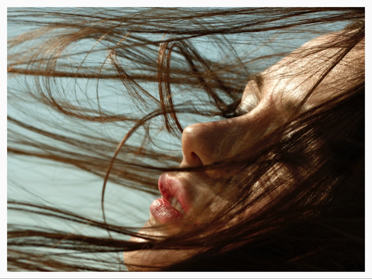 hair-aesthetic-shot-perfume-scents-favorites