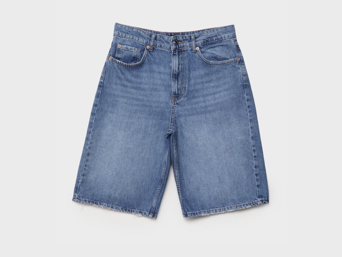 stradivarius-blue-shorts-short