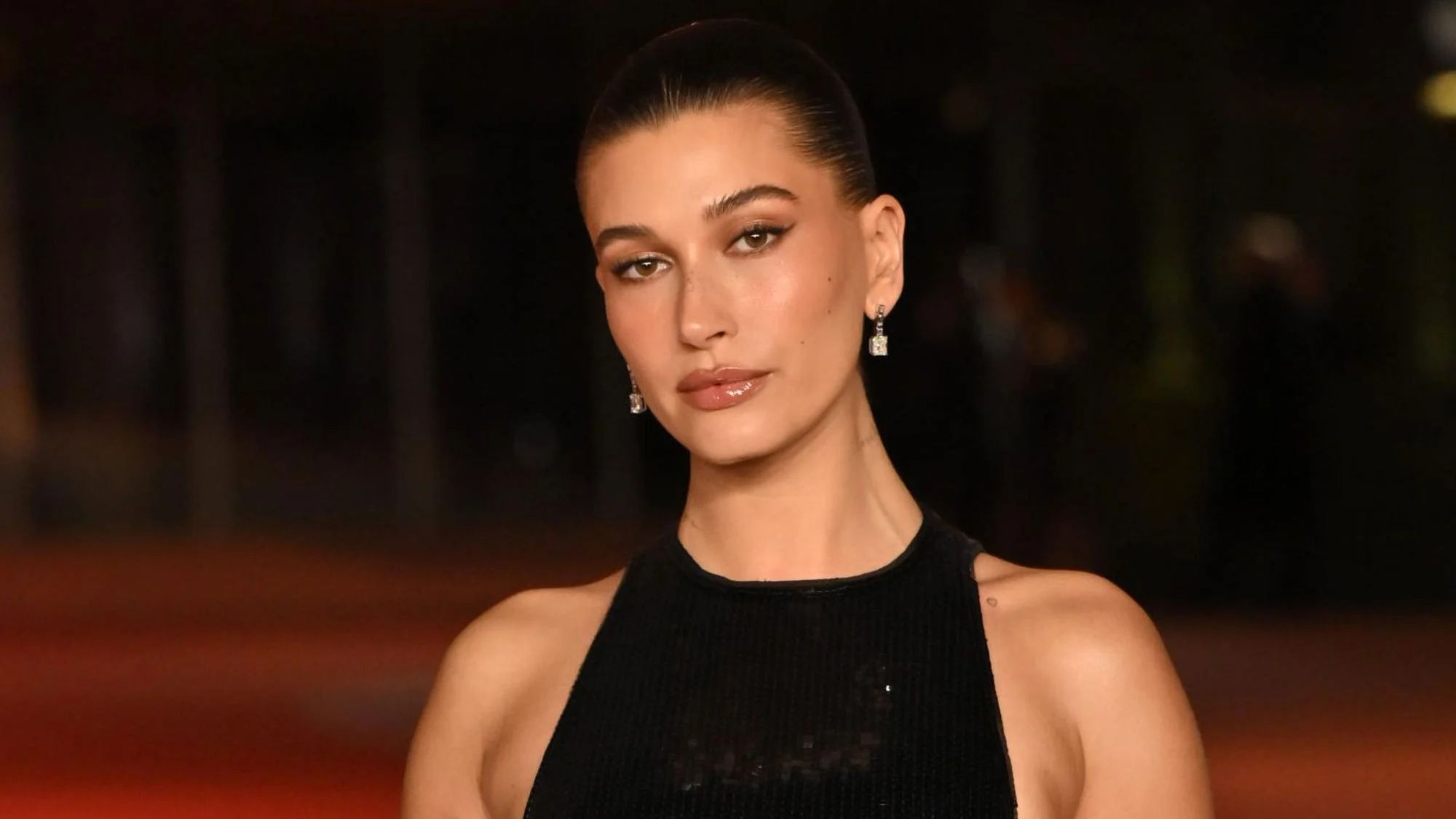 Hailey Bieber is heating up the internet with her post-baby bikini photos—eight months after giving birth, she’s already back in bombshell mode.
