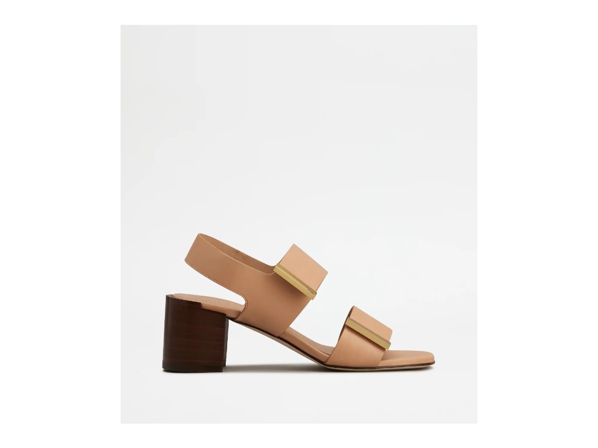 tods-footwear-branded