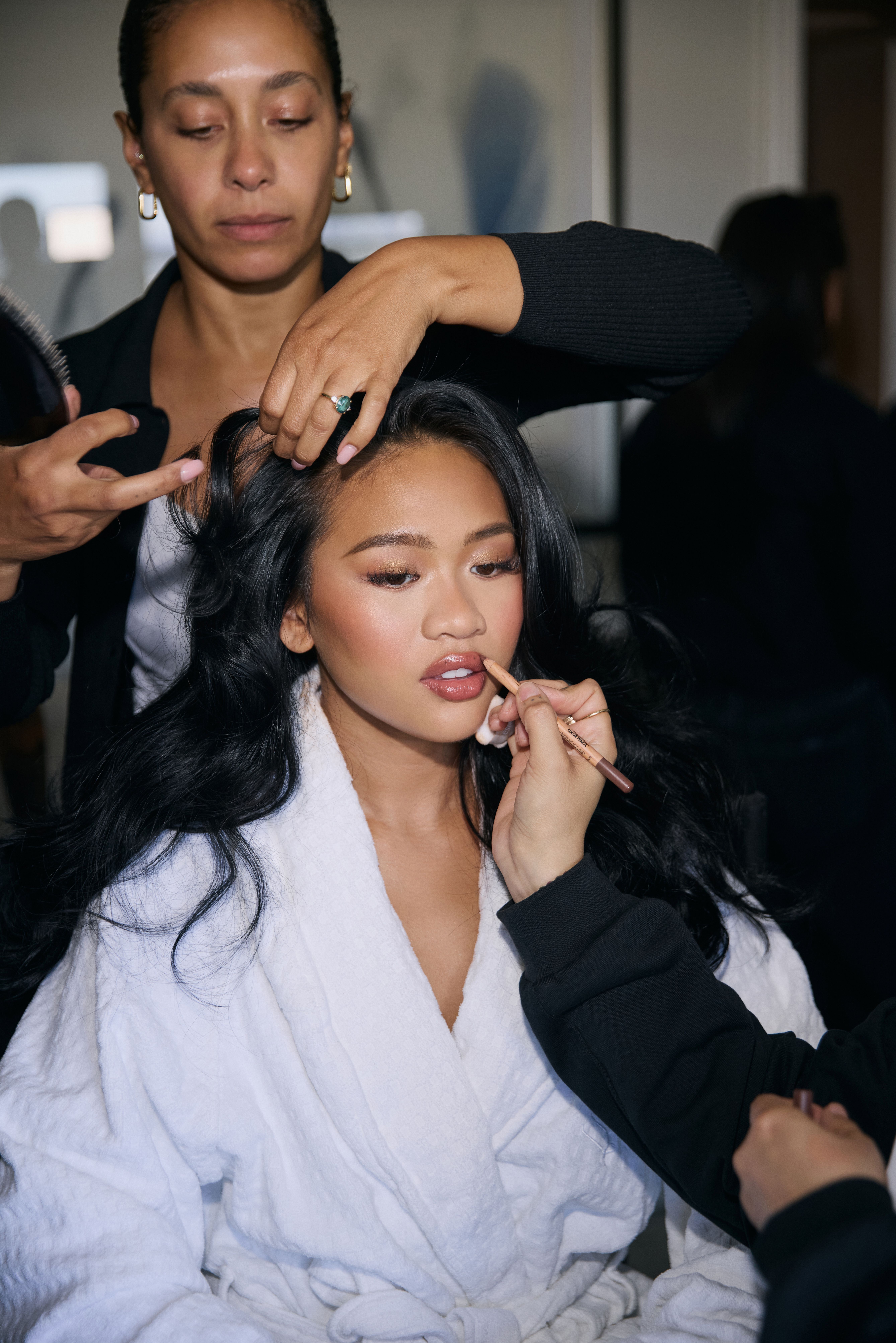 Suni Lee Gets Ready