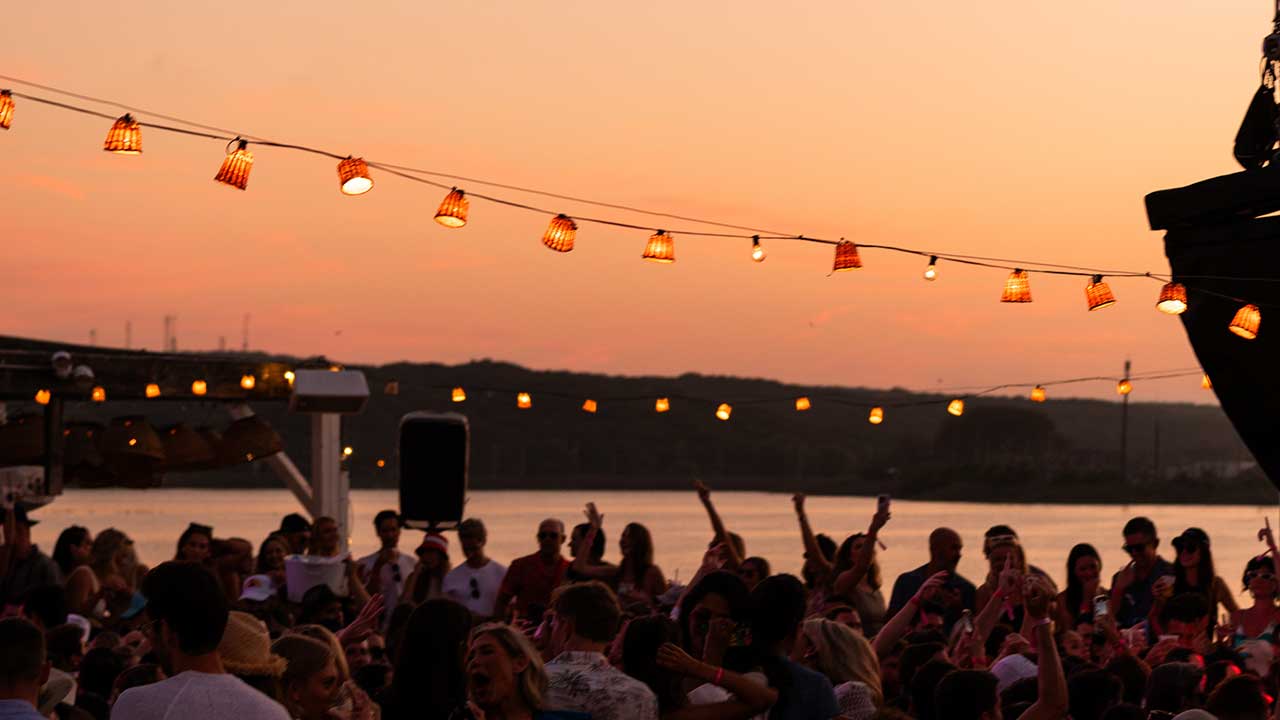 GRAZIA USA Hamptons 2025 Gazette: The Surf Lodge 