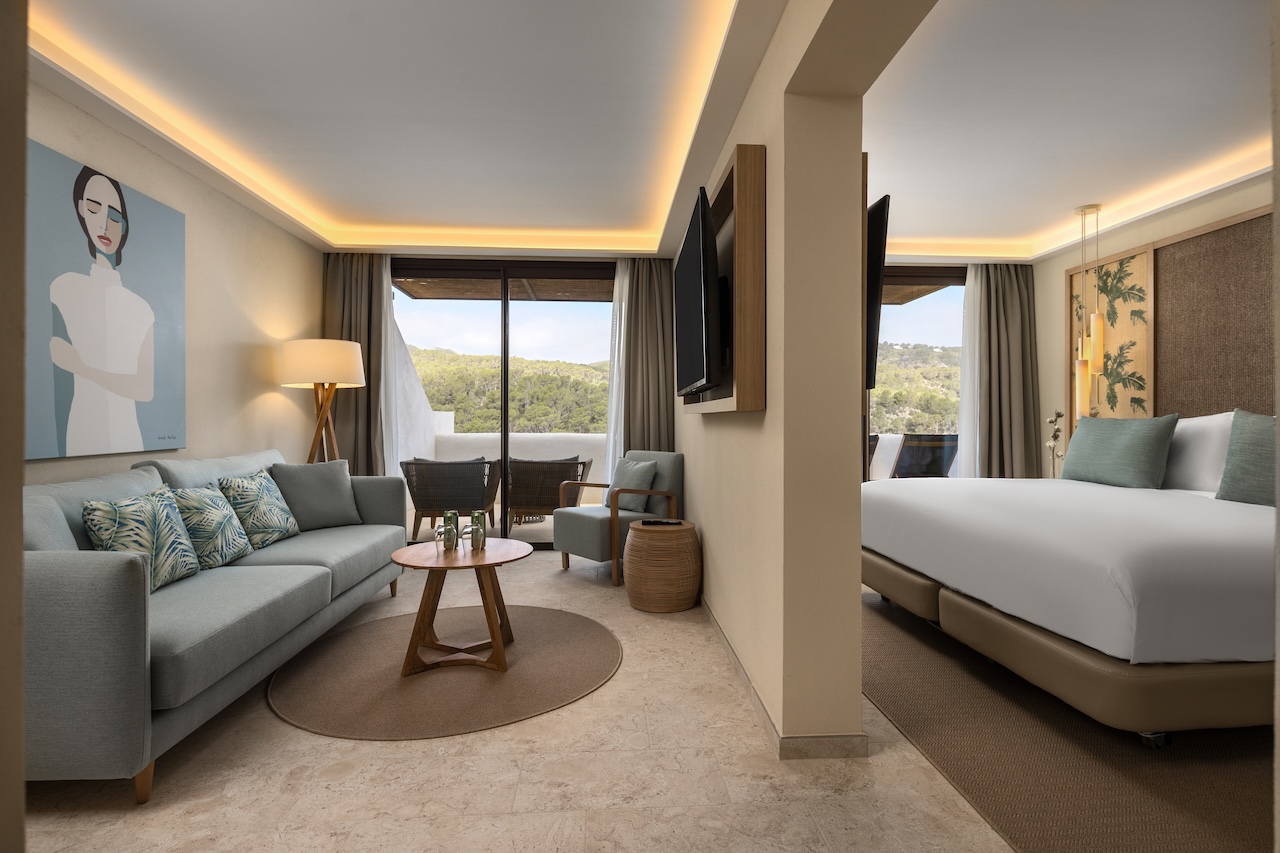 Cala San Miguel Ibiza Resort