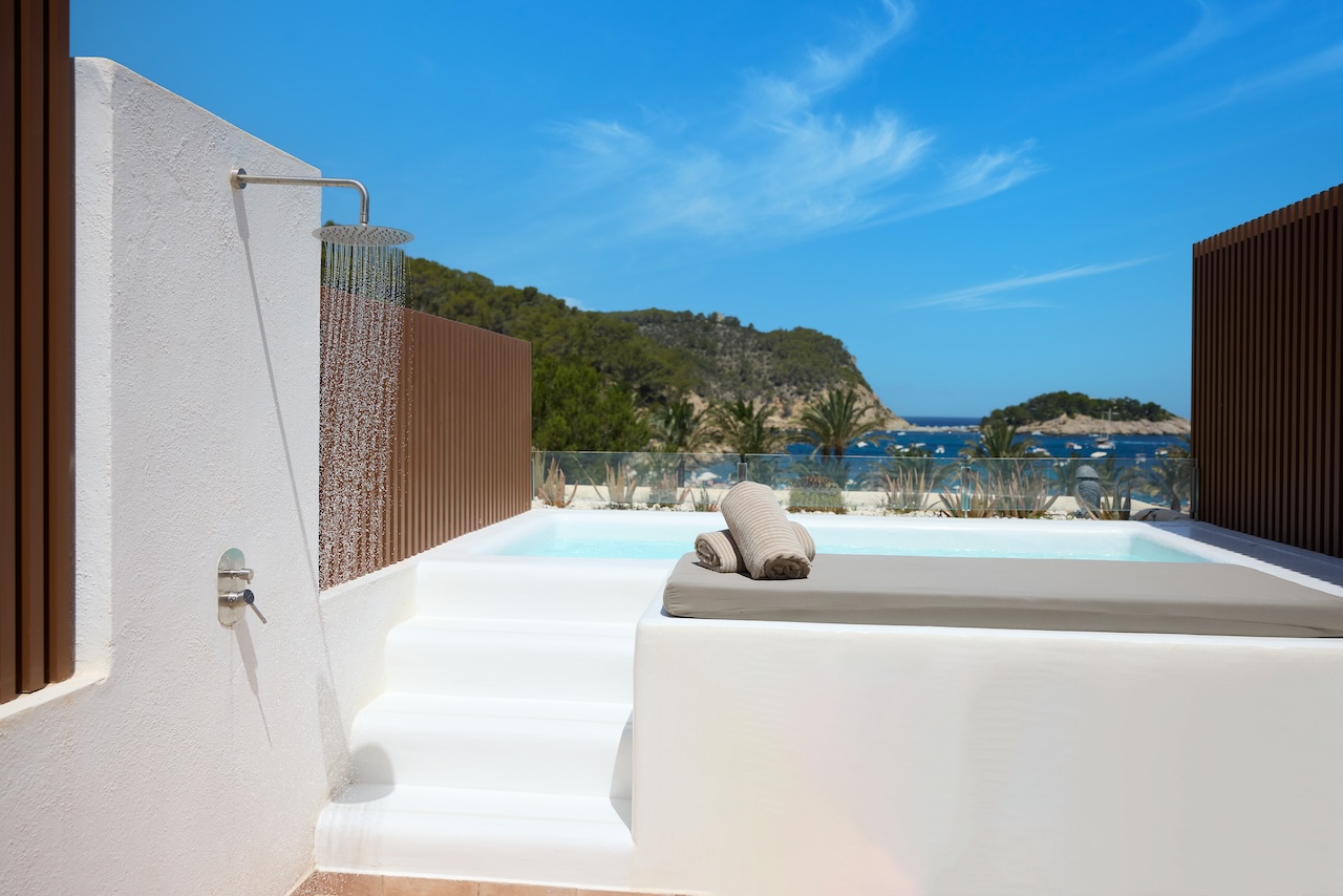 Cala San Miguel Ibiza Resort