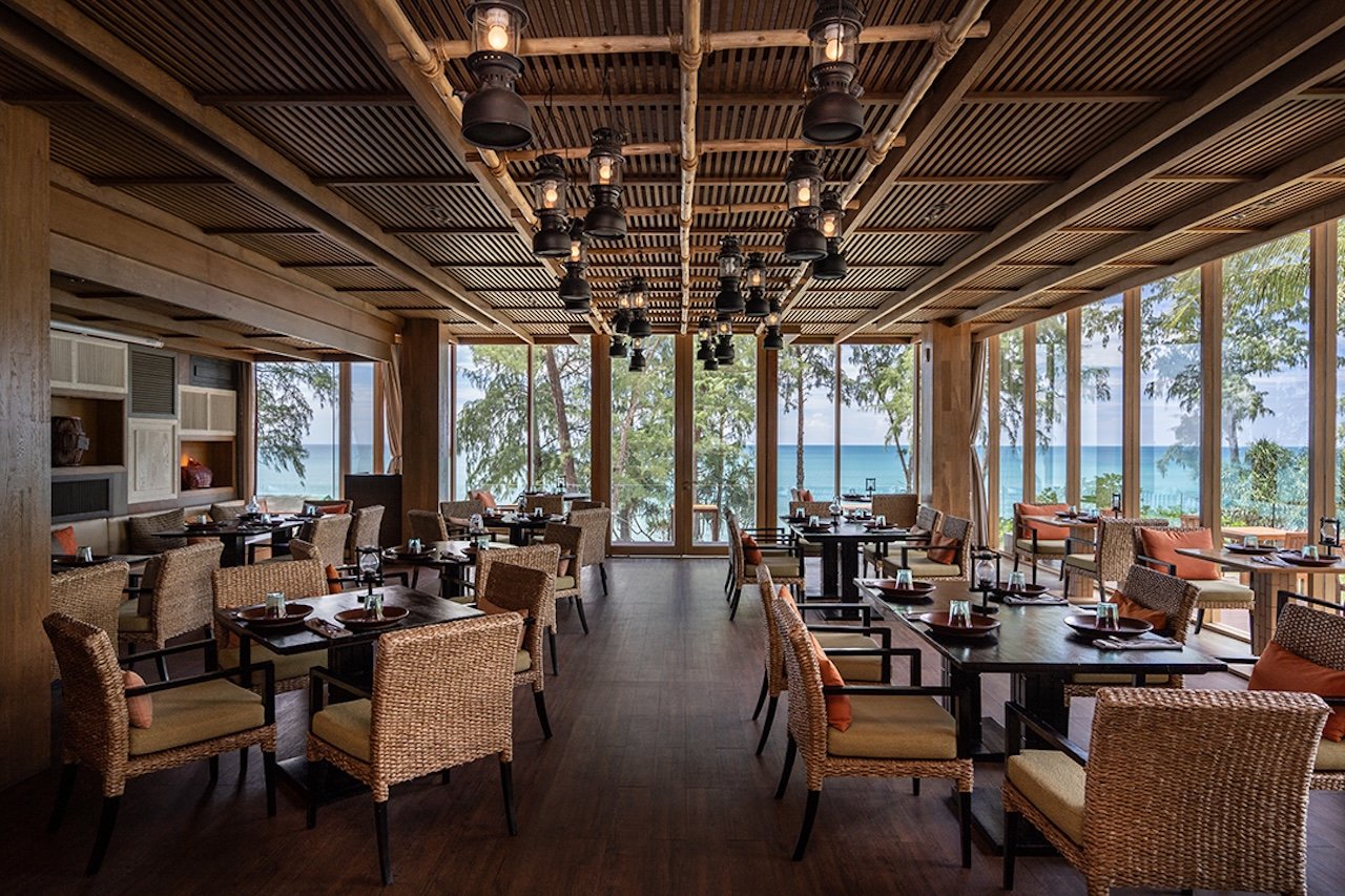 Renaissance Phuket Resort & Spa Takieng Restaurant