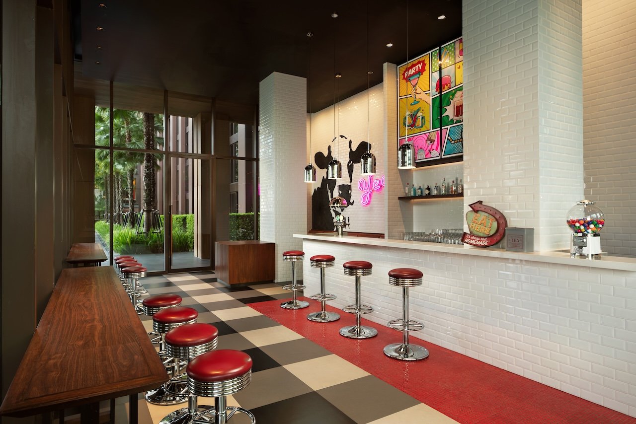 Courtyard by Marriott Bangkok Suvarnabhumi Airport Big Bite