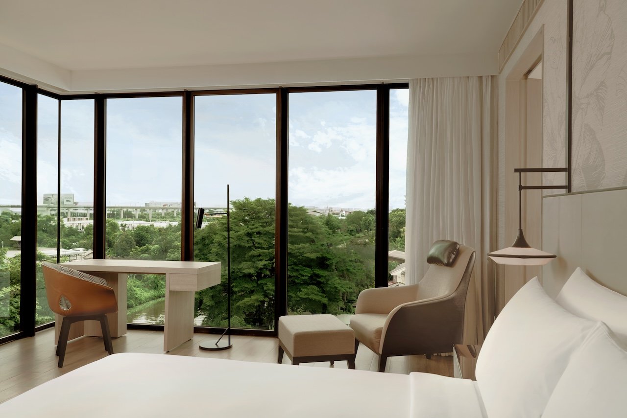 Courtyard by Marriott Bangkok Suvarnabhumi Airport suite