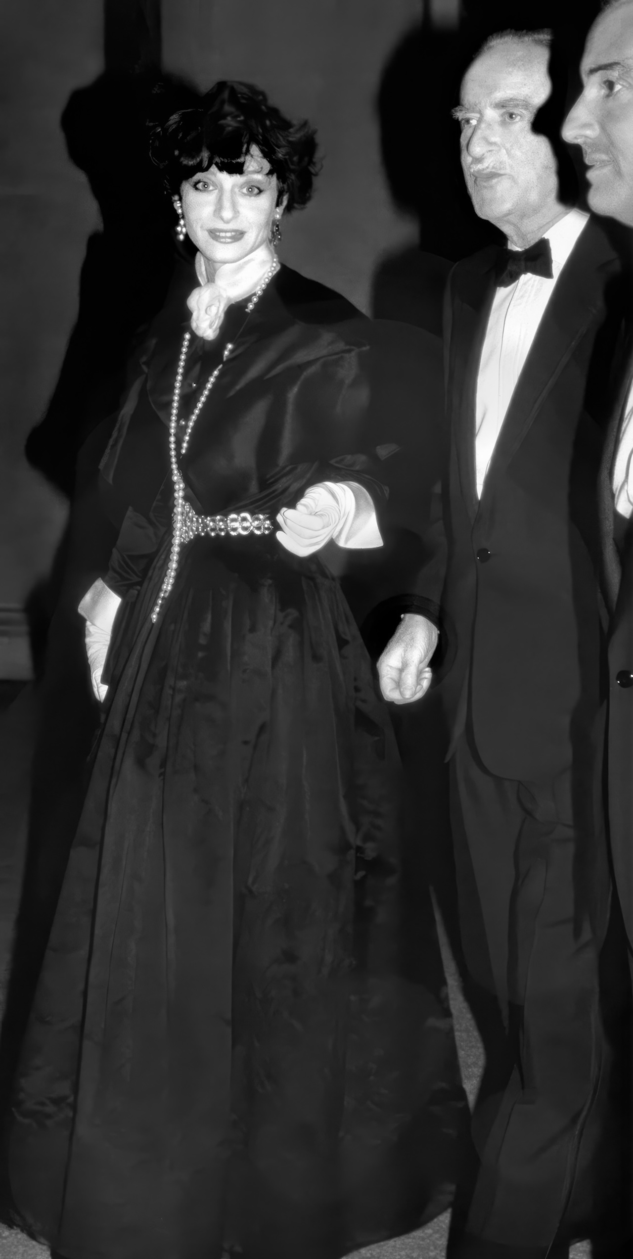 The author in full George Sand costume arrives at the Metropolitan Costume Institute Gala in 1984 with Alex Liberman and Alain Coblence.