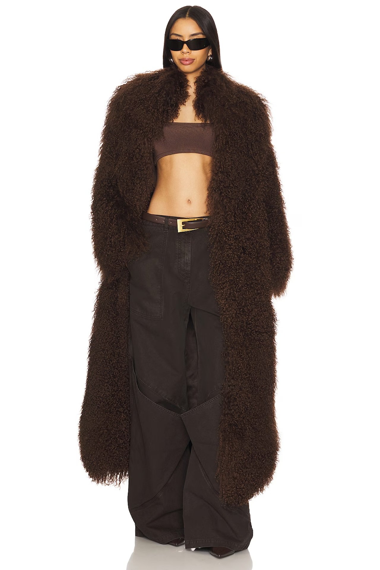 winter capsule wardrobe: faux fur coat