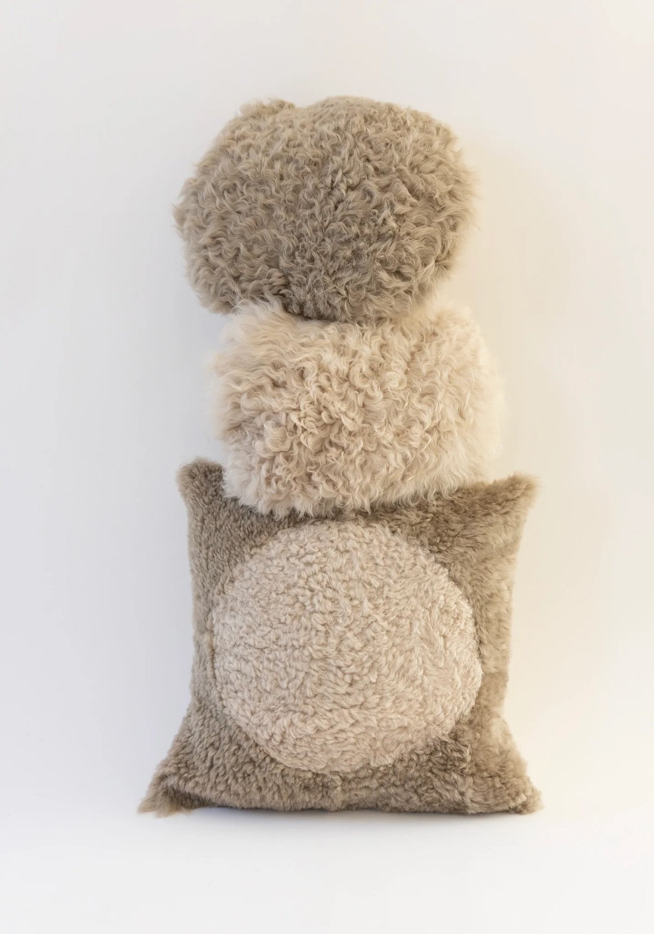 cozy home decor: fur pillows