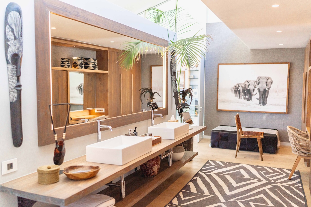 Photo courtesy of Atzaró Cape Town