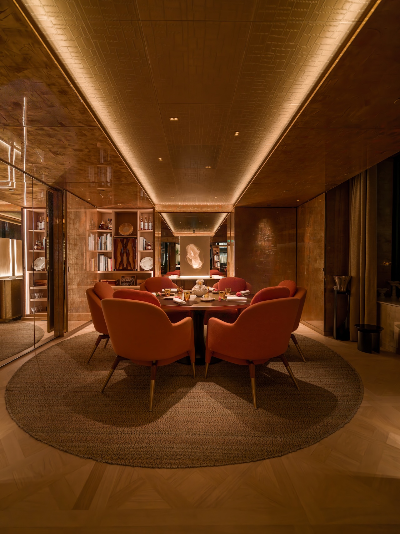 Cheval Blanc Paris dining space