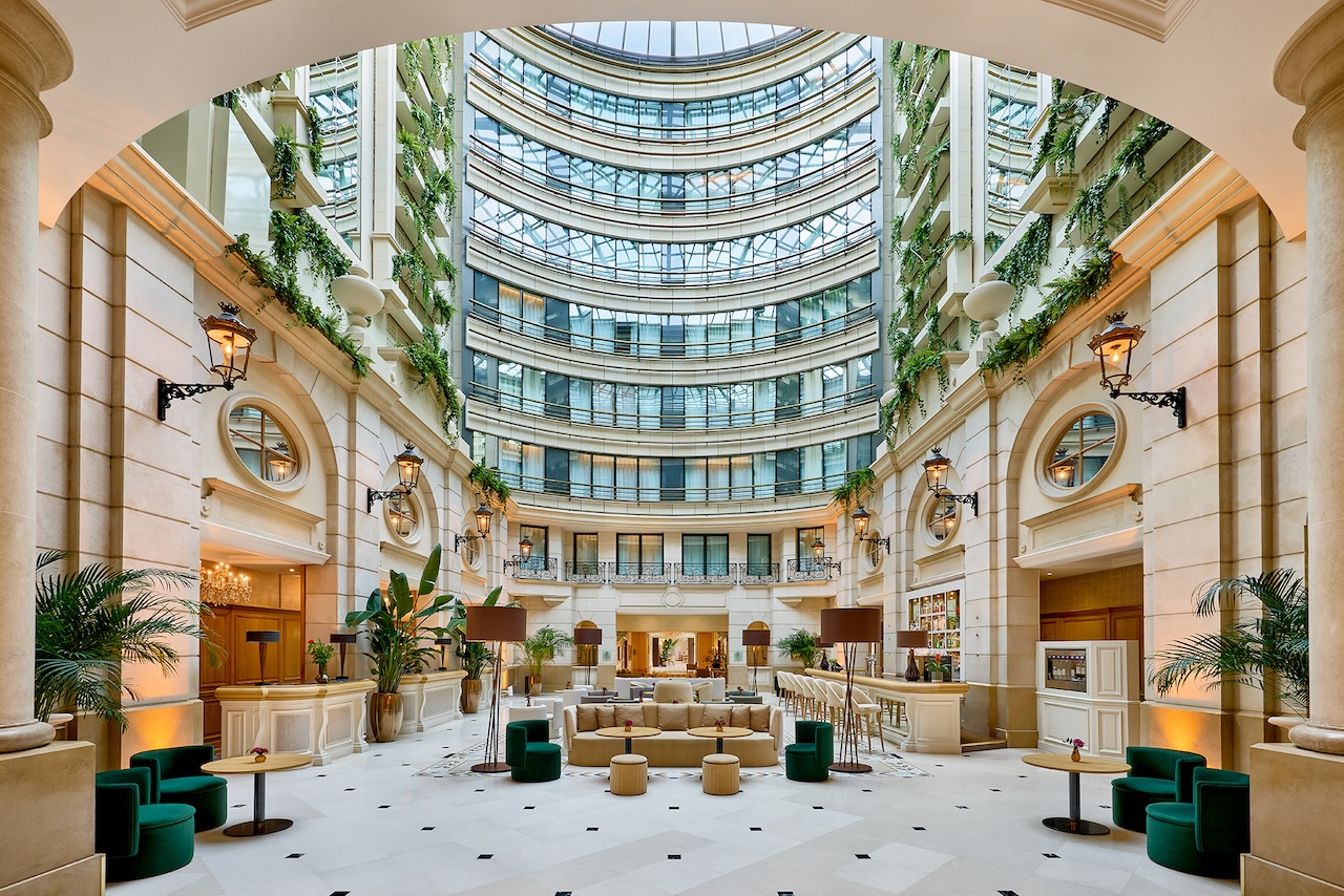 Paris Marriott Champs Elysees lobby