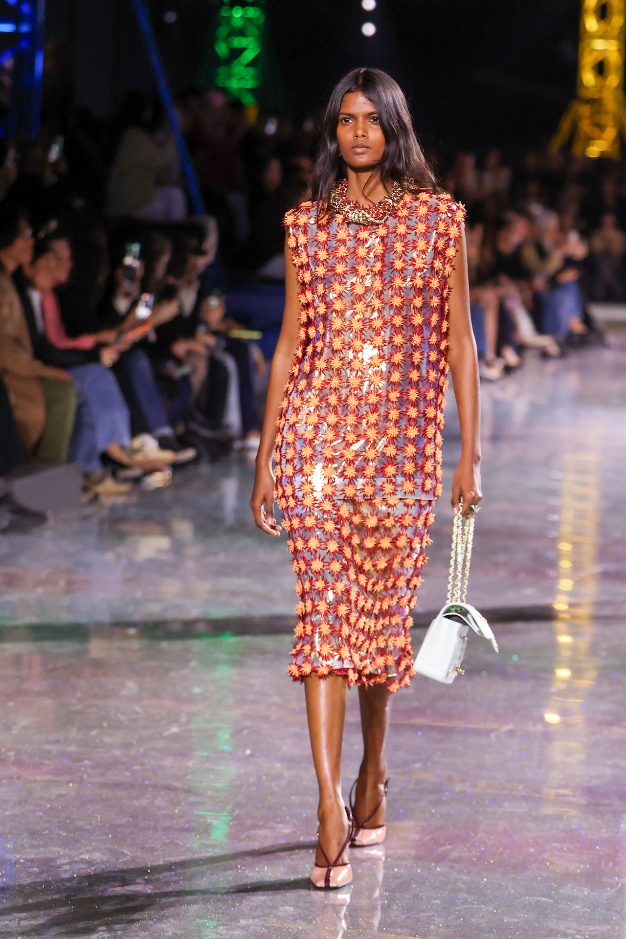 PARIS, FRANCE - MARCH 09: (EDITORIAL USE ONLY - For Non-Editorial use please seek approval from Fashion House) A model walks the runway during the Chanel Womenswear Fall/Winter 2026-2027 show as part of Paris Fashion Week on March 09, 2026 in Paris, France. (Photo by Stephane Cardinale - Corbis/Corbis via Getty Images)
